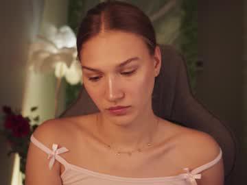 Watch sweety_emilya performing live on BoomCams free cam network