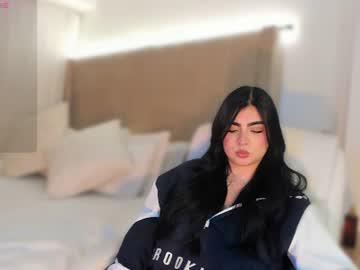 Watch sweety_nicole_ performing live on BoomCams free cam network