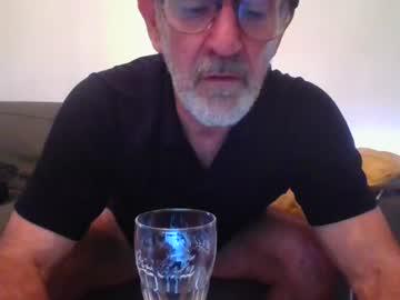 Watch swimmi70 performing live on BoomCams free cam network