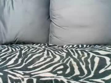Watch sybomec performing live on BoomCams free cam network