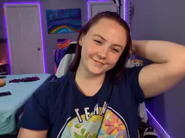Watch syndica performing live on BoomCams free cam network
