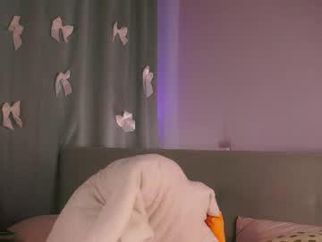 Watch taithelme performing live on BoomCams free cam network