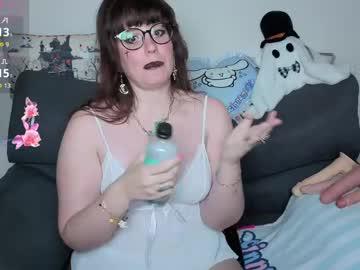 Watch talia_bloodina performing live on BoomCams free cam network