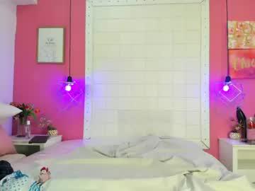 Watch taylor_naomi27 performing live on BoomCams free cam network