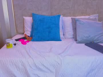 Watch tayra_pradit performing live on BoomCams free cam network