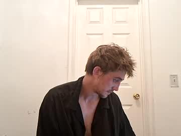 Watch teambenderxxx performing live on BoomCams free cam network