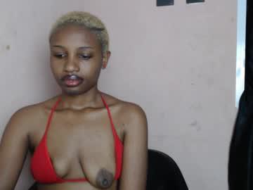 Watch teasexkitty performing live on BoomCams free cam network