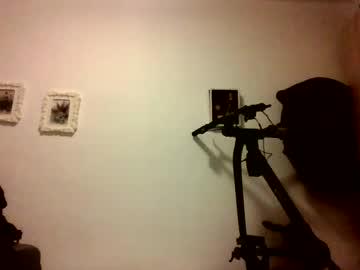 Watch telefi performing live on BoomCams free cam network