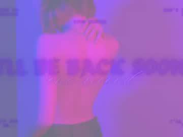 Watch tender_amelia performing live on BoomCams free cam network