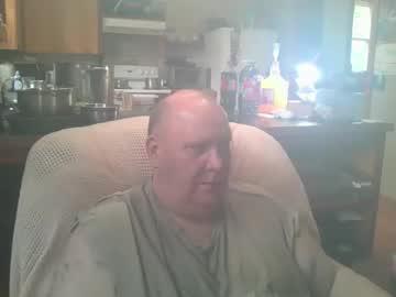 Watch thealiensarecumming performing live on BoomCams free cam network