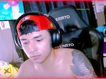 Watch thebluesky_18 performing live on BoomCams free cam network