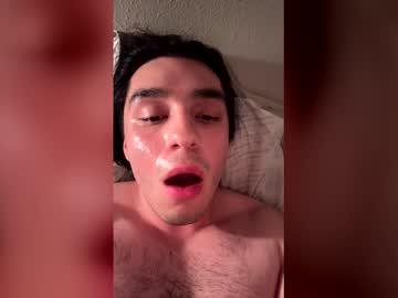 Watch thomas123elliott performing live on BoomCams free cam network