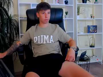 Watch thomas_edisonn performing live on BoomCams free cam network