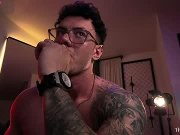 Watch thomas_falcon1 performing live on BoomCams free cam network