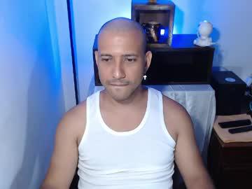 Watch thommerxxx performing live on BoomCams free cam network