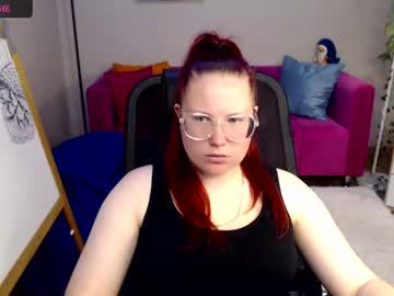 Watch ti_ji performing live on BoomCams free cam network