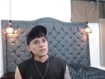 Watch tiger_hot10 performing live on BoomCams free cam network