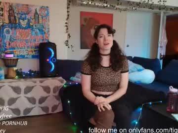 Watch tiggerrosey performing live on BoomCams free cam network