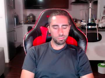 Watch timmoo3 performing live on BoomCams free cam network