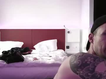 Watch tinojetset069 performing live on BoomCams free cam network