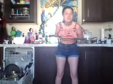 Watch toegremlin performing live on BoomCams free cam network