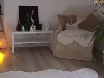 Watch tokkyyo1 performing live on BoomCams free cam network