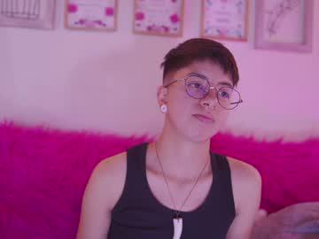 Watch tomboy_tommy performing live on BoomCams free cam network