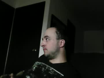 Watch toxicfumes83 performing live on BoomCams free cam network