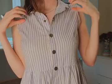 Watch trishdelafontaine performing live on BoomCams free cam network