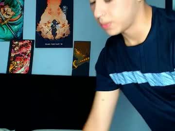 Watch tuenkim_ performing live on BoomCams free cam network
