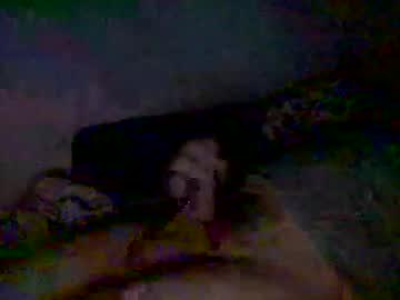 Watch twardy421215 performing live on BoomCams free cam network