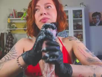 Watch ur_olivia performing live on BoomCams free cam network
