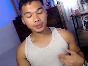 Watch urasian_jpxx performing live on BoomCams free cam network