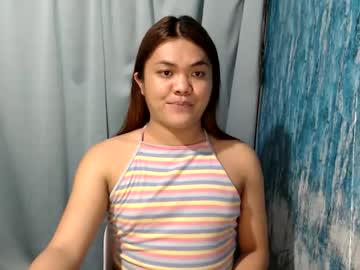 Watch urhottie_bella performing live on BoomCams free cam network