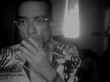 Watch uthonn performing live on BoomCams free cam network