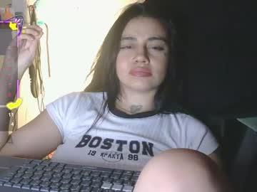 Watch val_bardot1 performing live on BoomCams free cam network