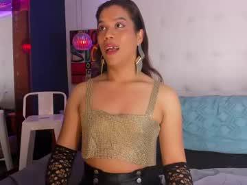 Watch valenjoy performing live on BoomCams free cam network