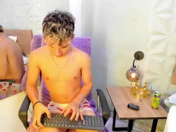 Watch valerius_angel performing live on BoomCams free cam network