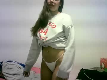 Watch vanessa_pa performing live on BoomCams free cam network