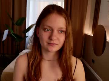 Watch vanilla_echo_ performing live on BoomCams free cam network
