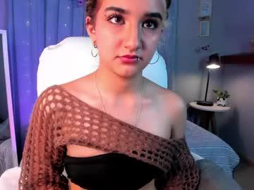 Watch vanillafairy_ performing live on BoomCams free cam network