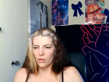 Watch vanrey_ performing live on BoomCams free cam network