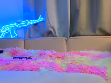 Watch velvetvibes_ performing live on BoomCams free cam network