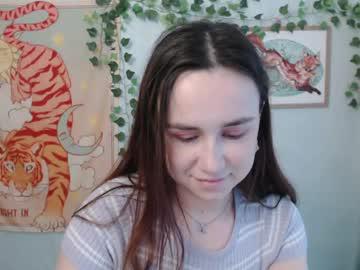 Watch veryveryvery_shy performing live on BoomCams free cam network