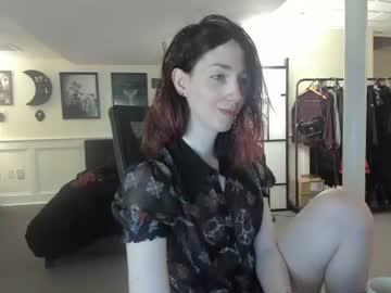 Watch vesper_luxe performing live on BoomCams free cam network