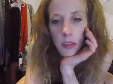 Watch vetskybbc_ performing live on BoomCams free cam network