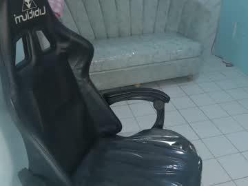 Watch victoria_hernandez_t performing live on BoomCams free cam network