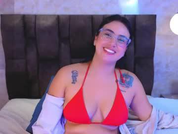 Watch victoriaandrade performing live on BoomCams free cam network