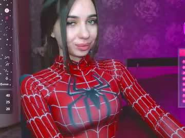 Watch vinkiepinkie performing live on BoomCams free cam network