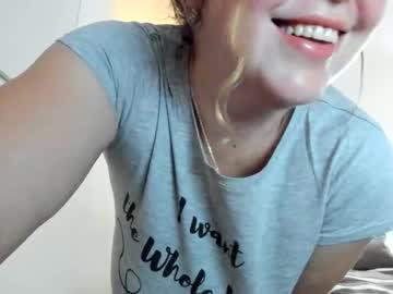 Watch viodetta performing live on BoomCams free cam network